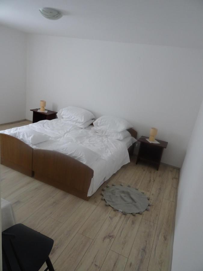 Apartman Marija 카스타브 외부 사진