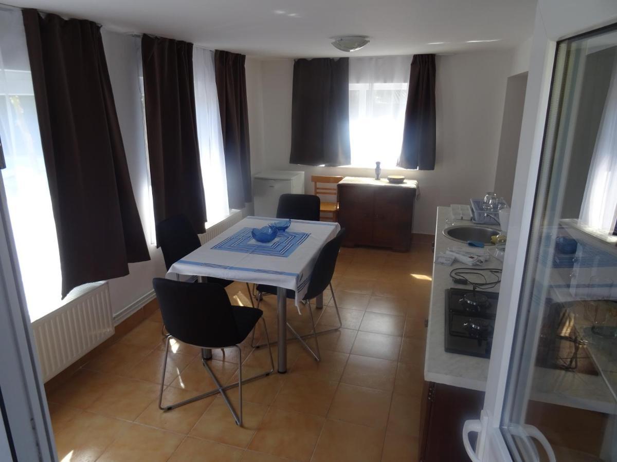 Apartman Marija 카스타브 외부 사진